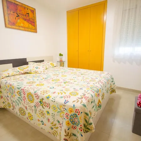 아파트 Selwo Apartment- Very Close To The Beach And With A Magnificent Terrace