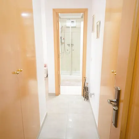 Selwo Apartment- Very Close To The Beach And With A Magnificent Terrace *