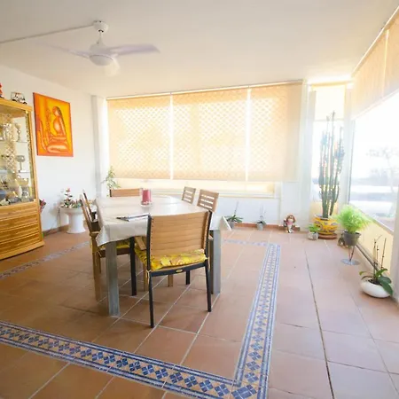 Selwo Apartment- Very Close To The Beach And With A Magnificent Terrace 아파트 *
