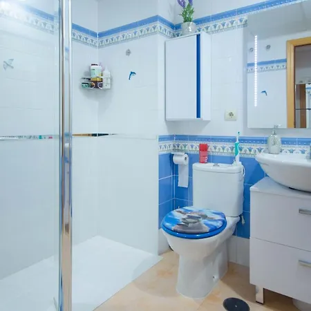 Selwo Apartment- Very Close To The Beach And With A Magnificent Terrace