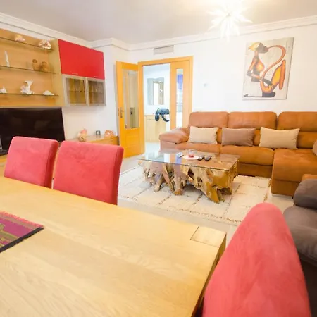 Selwo Apartment- Very Close To The Beach And With A Magnificent Terrace